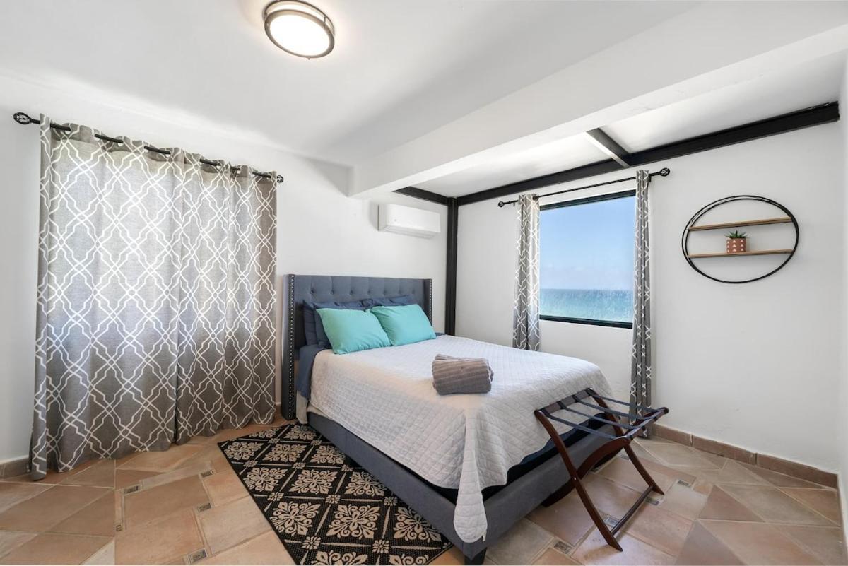 4 Bedroom Kikita Beach Villa Oceanfront W Pool Dorado Zewnętrze zdjęcie