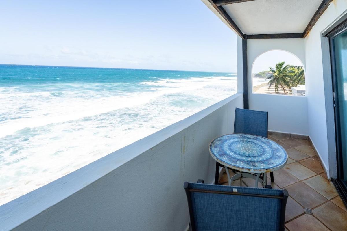 4 Bedroom Kikita Beach Villa Oceanfront W Pool Dorado Zewnętrze zdjęcie
